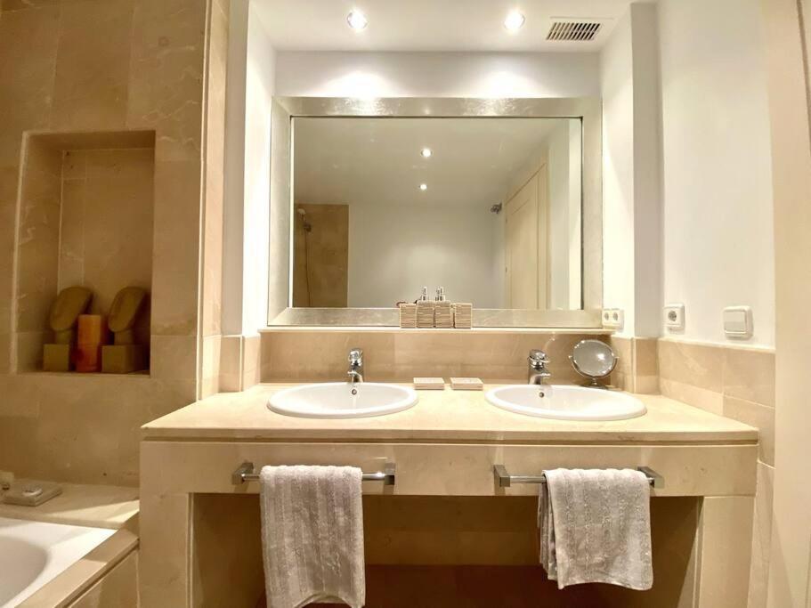 Yolo Spaces - Sotogrande Sea View Penthouse San Roque  Esterno foto