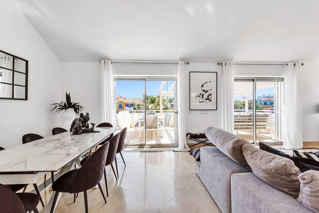 Yolo Spaces - Sotogrande Sea View Penthouse San Roque  Esterno foto