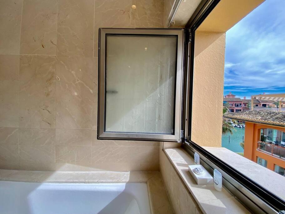 Yolo Spaces - Sotogrande Sea View Penthouse San Roque  Esterno foto